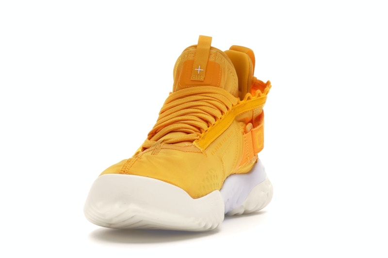Jordan Proto React University Gold White