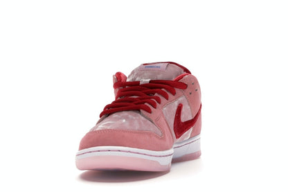 Nike SB Dunk Low StrangeLove Skateboards