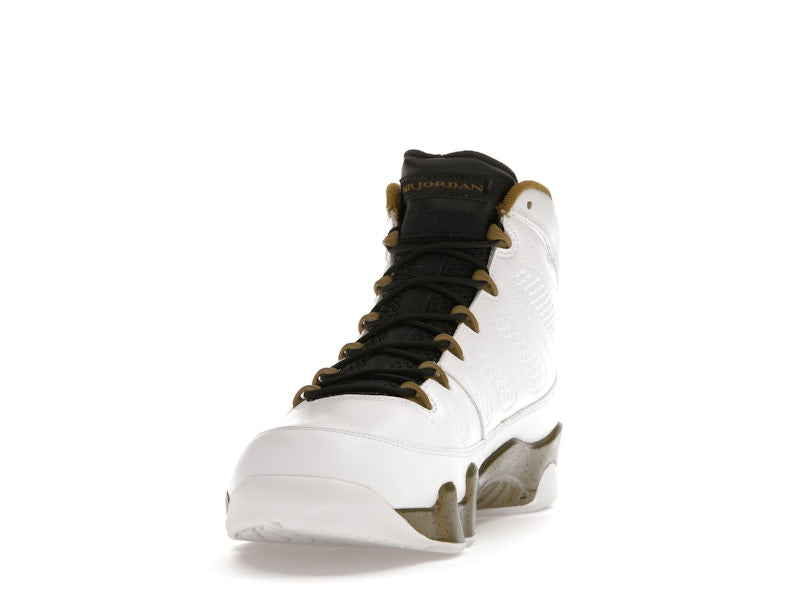 Jordan 9 Retro Statue