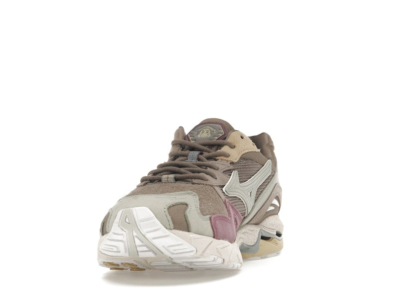 Mizuno Wave Rider 10 Footpatrol Rust