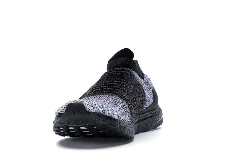 adidas Ultra Boost Laceless Mid Black Oreo