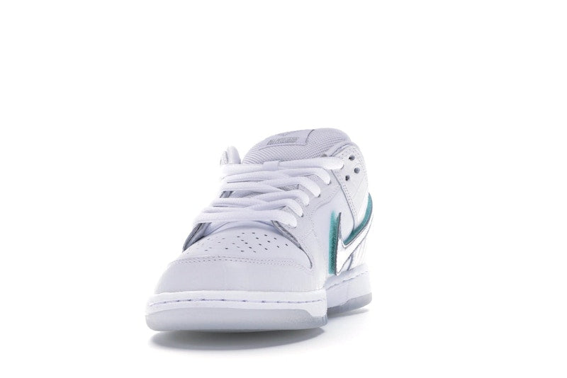 Nike SB Dunk Low Diamond Supply Co. White Diamond