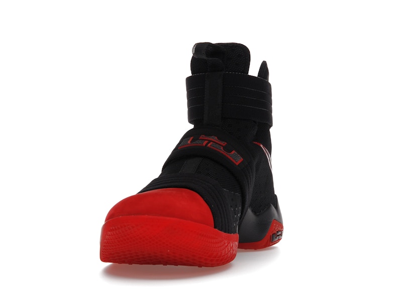 Nike LeBron Zoom Soldier 10 Un-Cleated