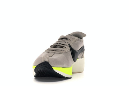 Nike Moon Racer String