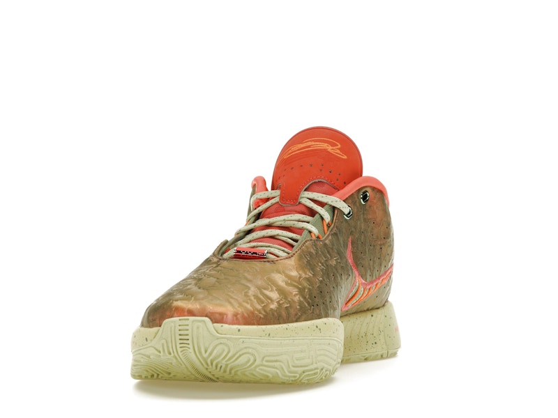 Nike LeBron 21 Queen Conch