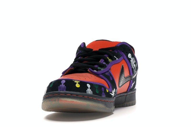 Nike SB Dunk Low Day of the Dead