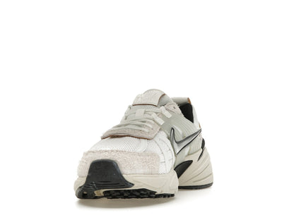 Nike V2K Run Summit White Light Orewood Brown (Women's)