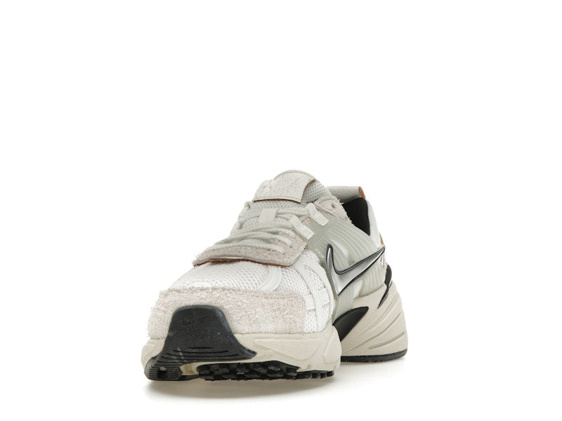 Nike V2K Run Summit White Light Orewood Brown (Women's)