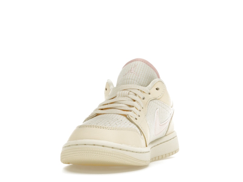 Jordan 1 Low SE Seersucker (Women's)