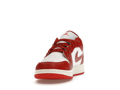 Jordan 1 Low SE Dune Red (GS)
