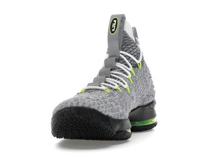 Nike LeBron 15 Air Max 95