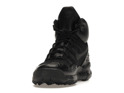 Nike Lupinek Flyknit Triple Black