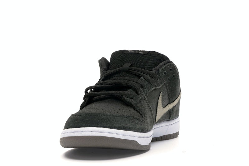 Nike SB Dunk Low Sequoia White Gum