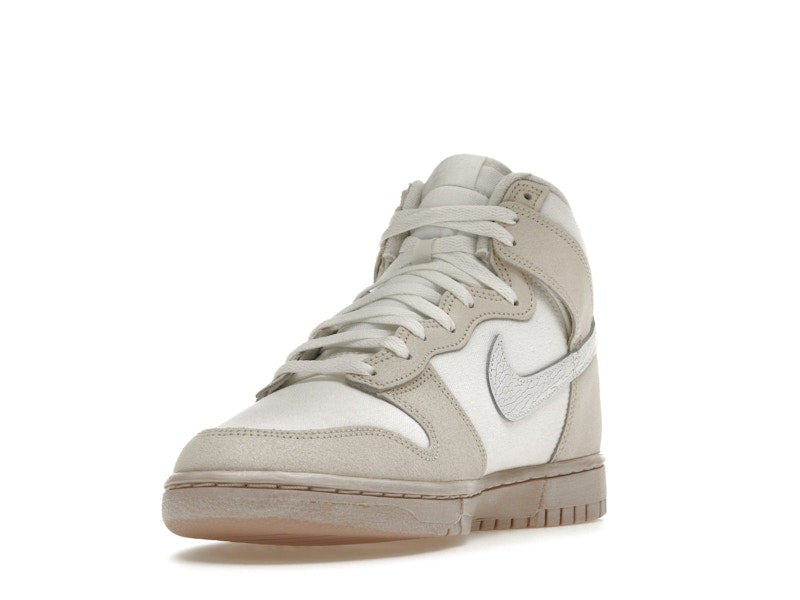 Nike Dunk High Retro PRM Cracked Leather Swoosh