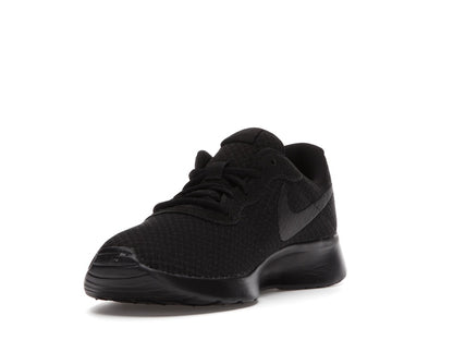 Nike Tanjun Black/Black-Anthracite