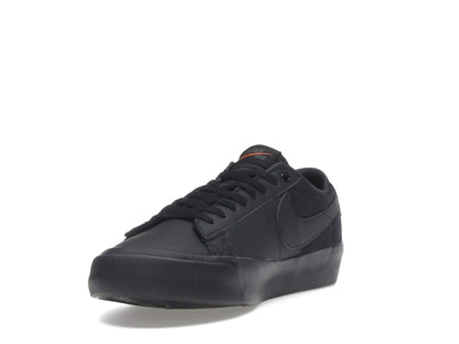 Nike SB Zoom Blazer Low Pro GT ISO Triple Black