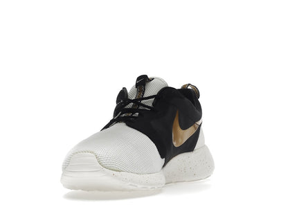 Nike Roshe Run Gold Trophy