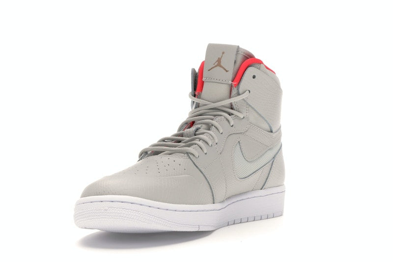 Jordan 1 Retro High Nouveau Pure Platinum Bright Crimson