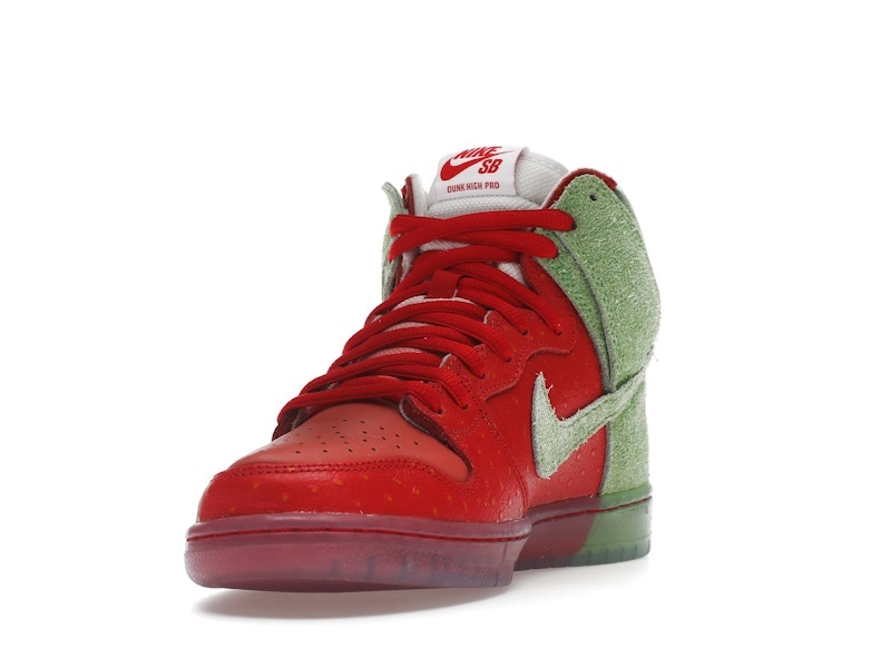 Nike SB Dunk High Strawberry Cough