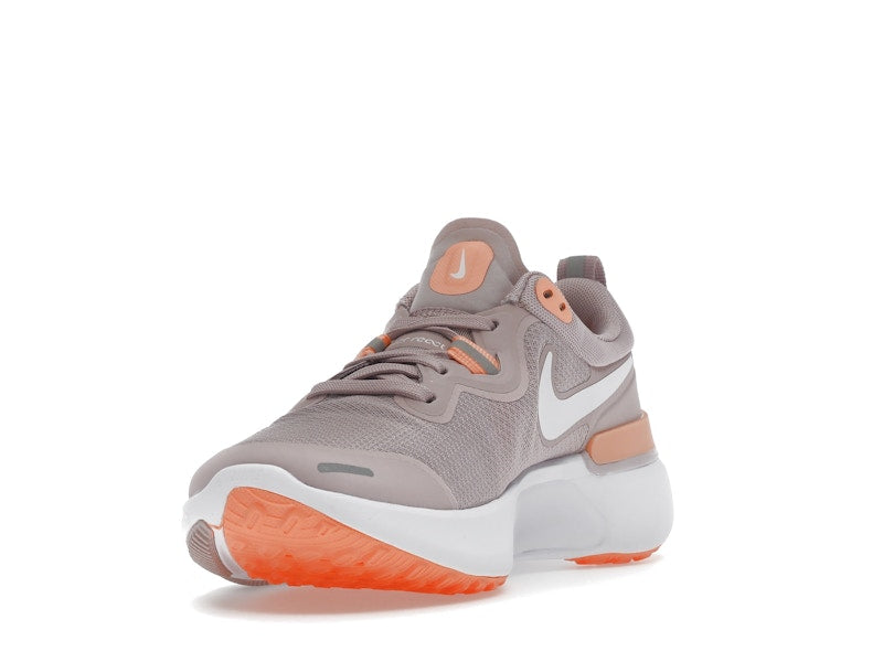 Nike React Miler Champagne (Women's)