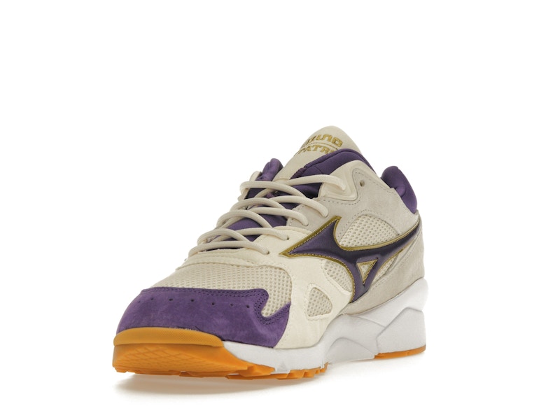 Mizuno Skymedal OG Footpatrol