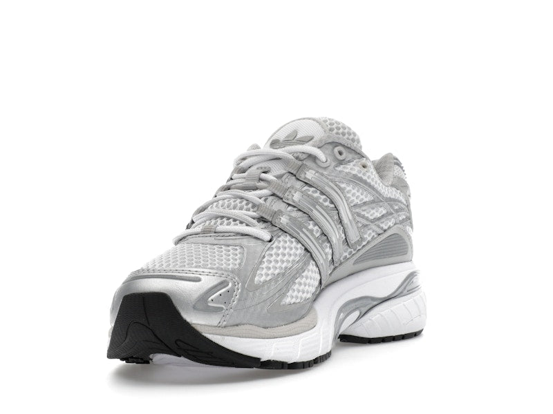 adidas Adistar Cushion Sporty & Rich Grey
