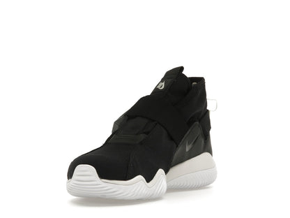 Nike KMTR Black White