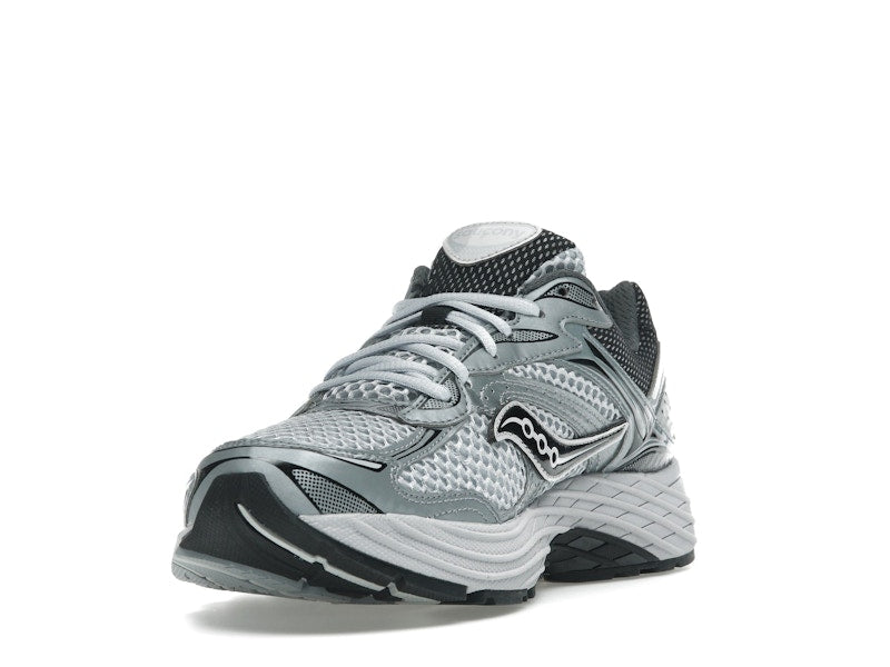 Saucony ProGrid Omni 9 Microchip