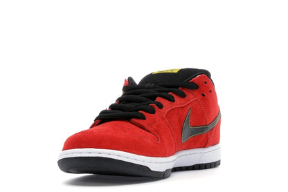 Nike SB Dunk Low Red Firecracker