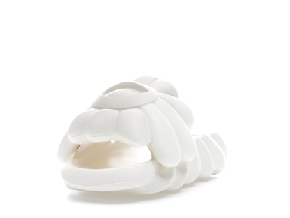 Takashi Murakami Ohana Full-Bloom Slide Star White