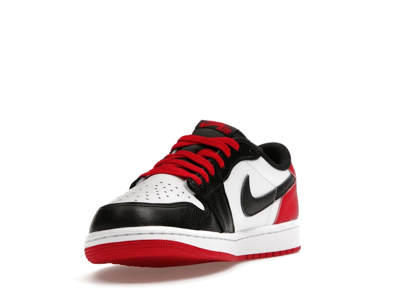 Jordan 1 Retro Low OG Black Toe (2023)