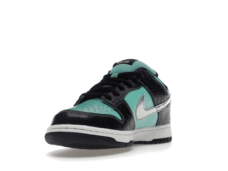 Nike SB Dunk Low Diamond Supply Co.