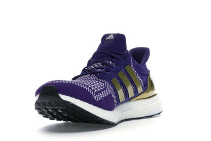 adidas Ultra Boost Washington Huskies