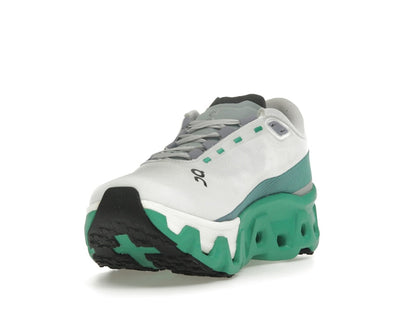 On Running Cloudmonster Hyper Undyed Mint