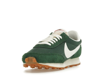 Nike Daybreak Vintage Fir (Women's)