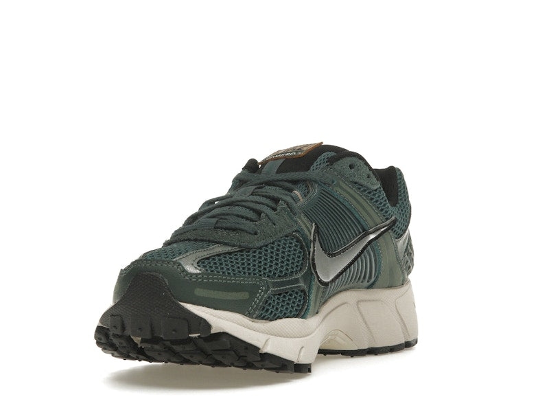 Nike Zoom Vomero 5 Vintage Green Light Orewood Brown Hemp Chrome (Women's)