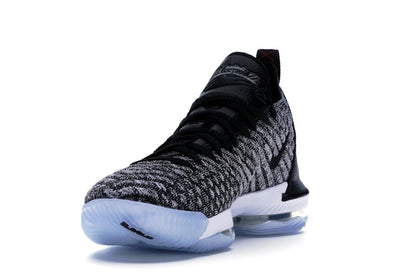 Nike LeBron 16 Oreo
