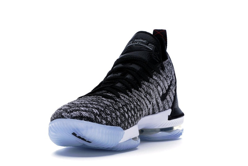 Nike LeBron 16 Oreo