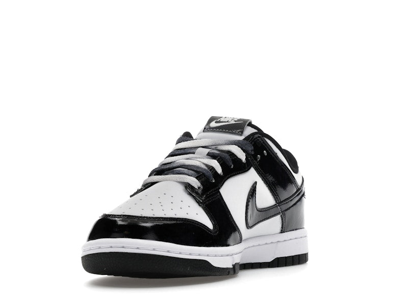 Nike Dunk Low SE Panda