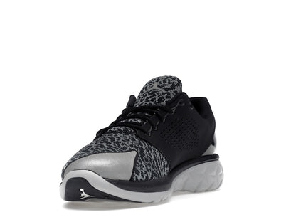 Jordan Trainer ST Black Wolf Grey