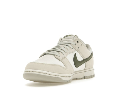 Nike Dunk Low Leaf Veins