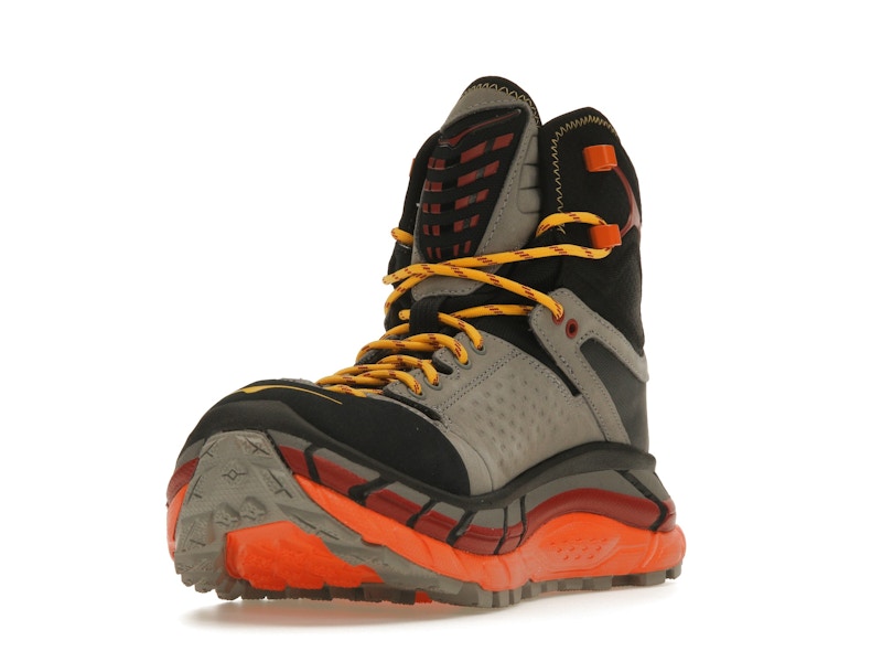 Hoka One One Tor Ultra Hi Black Chili Pepper (All Gender)