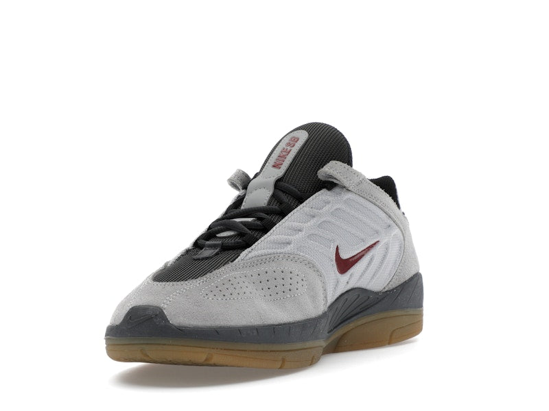 Nike SB Vertebrae Light Smoke Grey Dark Smoke Grey Black Dark Team Red