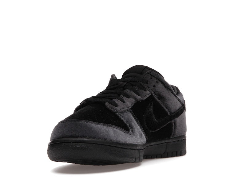 Nike Dunk Low Dover Street Market Triple Black Velvet