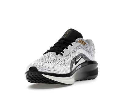 Nike Winflo 11 SE White Metallic Gold Light Smoke Grey Black
