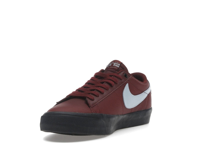 Nike SB Zoom Blazer Low Pro GT Dark Team Red