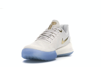 Nike Mamba Focus Metallic Gold