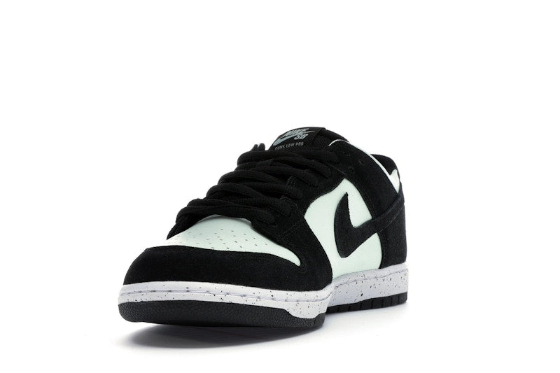 Nike SB Dunk Low Barely Green