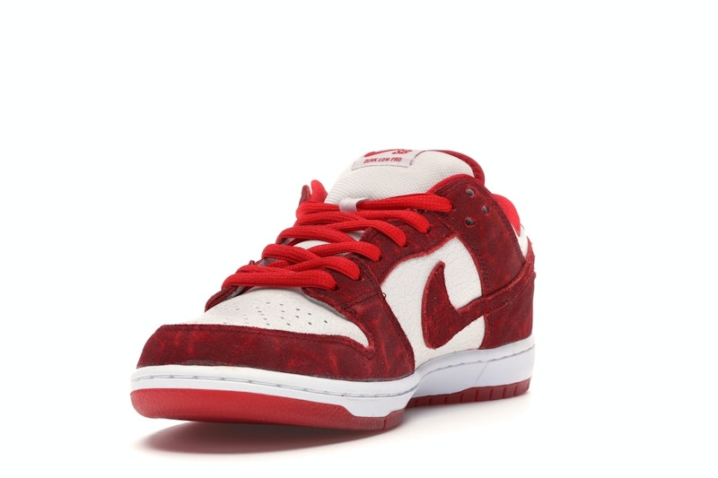 Nike SB Dunk Low Valentine's Day (2014)