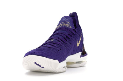 Nike LeBron 16 King Court Purple